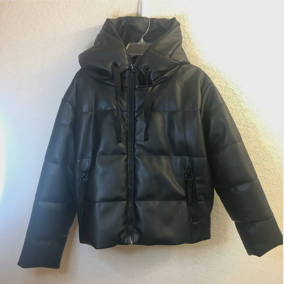 Zara Jackets & Blazers - Zara Black Faux Leather Padded Black Crop Puffer Coat Women's Size S